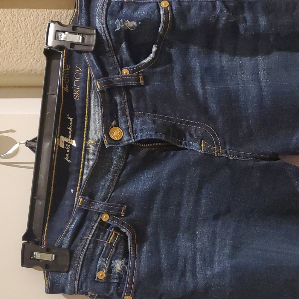 Jeans - Picture 2 of 3